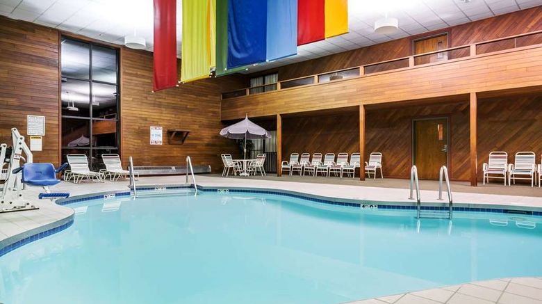 <b>Days Inn & Suites Wausau Pool</b>. Images powered by <a href="https://iceportal.shijigroup.com/" title="IcePortal" target="_blank">IcePortal</a>.