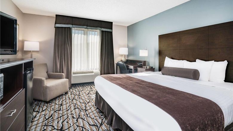 <b>Days Inn & Suites Wausau Room</b>. Images powered by <a href="https://iceportal.shijigroup.com/" title="IcePortal" target="_blank">IcePortal</a>.