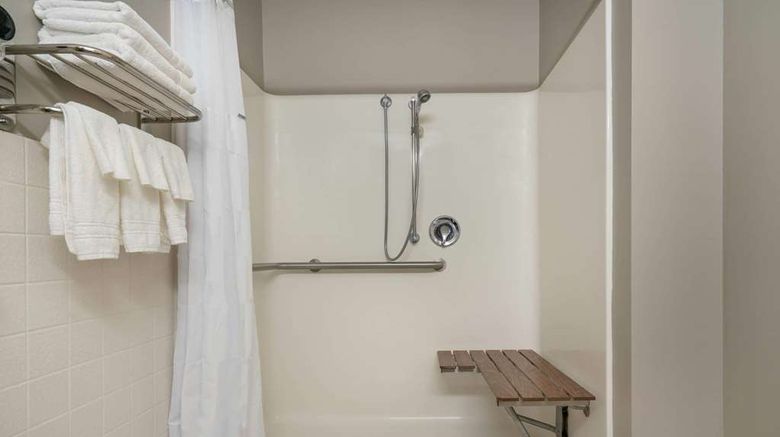 <b>Baymont by Wyndham Baldwin Room</b>. Images powered by <a href="https://iceportal.shijigroup.com/" title="IcePortal" target="_blank">IcePortal</a>.