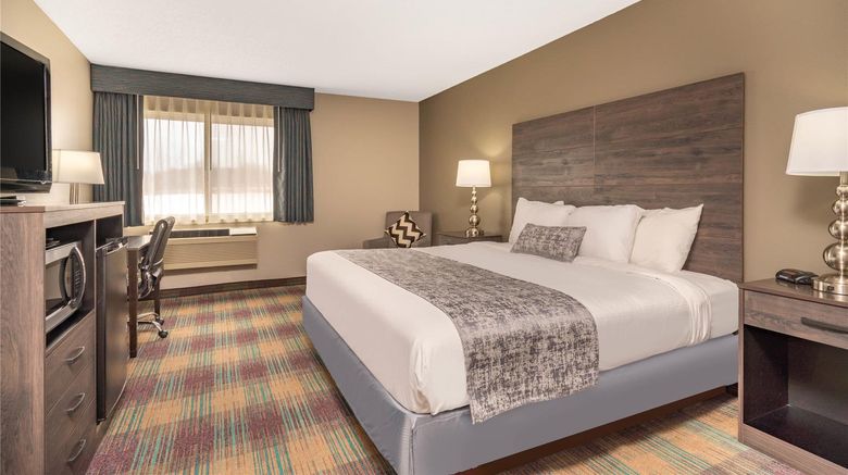 <b>Baymont by Wyndham Baldwin Room</b>. Images powered by <a href="https://iceportal.shijigroup.com/" title="IcePortal" target="_blank">IcePortal</a>.