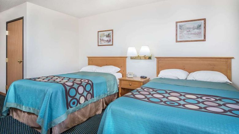 <b>Super 8 Phillips Room</b>. Images powered by <a href="https://iceportal.shijigroup.com/" title="IcePortal" target="_blank">IcePortal</a>.