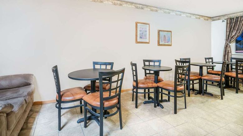 <b>Super 8 Phillips Lobby</b>. Images powered by <a href="https://iceportal.shijigroup.com/" title="IcePortal" target="_blank">IcePortal</a>.