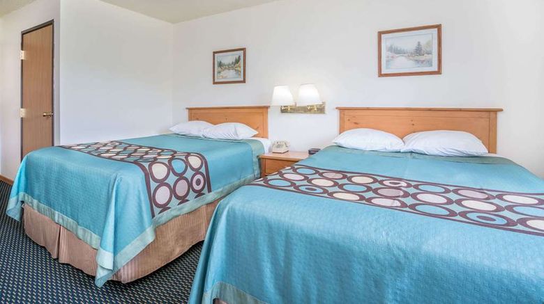 <b>Super 8 Phillips Room</b>. Images powered by <a href="https://iceportal.shijigroup.com/" title="IcePortal" target="_blank">IcePortal</a>.