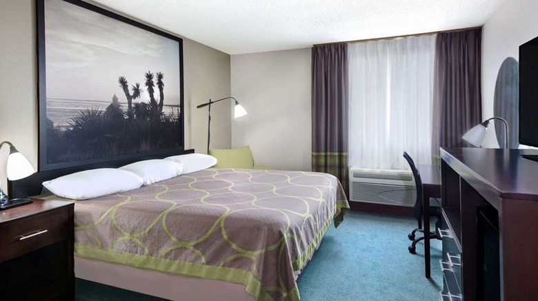 <b>Super 8 Victoria/North/Mall Area Room</b>. Images powered by <a href="https://iceportal.shijigroup.com/" title="IcePortal" target="_blank">IcePortal</a>.