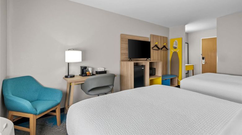 <b>Days Inn Imlay City Room</b>. Images powered by <a href="https://iceportal.shijigroup.com/" title="IcePortal" target="_blank">IcePortal</a>.