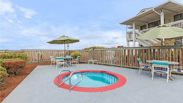 <b>Days Inn Auburn/ Federal Way Pool</b>. Images powered by <a href="https://iceportal.shijigroup.com/" title="IcePortal" target="_blank">IcePortal</a>.