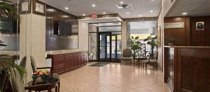 Travelodge Cambridge/Waterloo Hotel Lobby