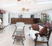 Super 8 Whiteville Lobby
