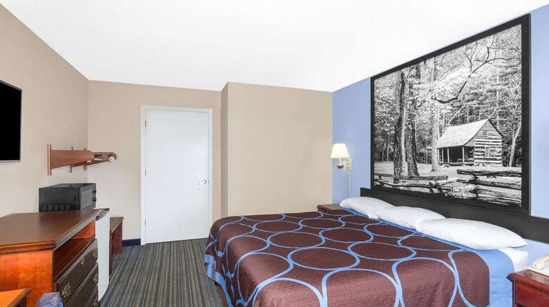 <b>Super 8 Whiteville Room</b>. Images powered by <a href="https://iceportal.shijigroup.com/" title="IcePortal" target="_blank">IcePortal</a>.