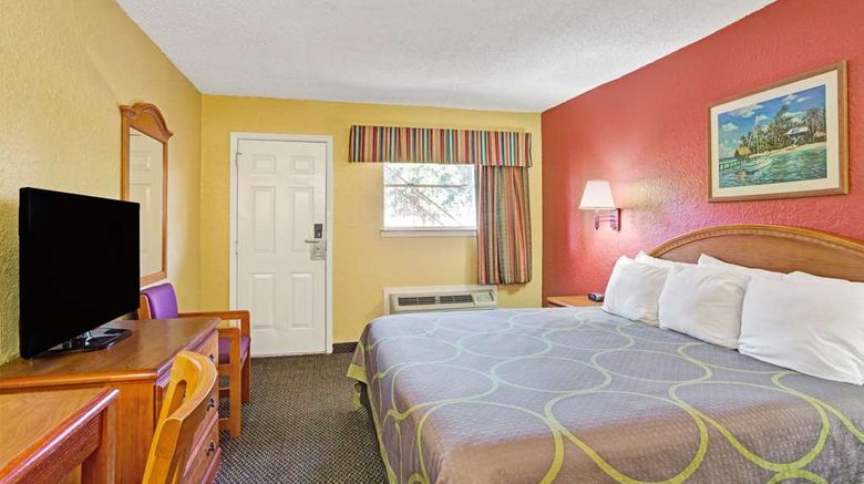 <b>Super 8 La Marque TX/Texas City Area Room</b>. Images powered by <a href="https://iceportal.shijigroup.com/" title="IcePortal" target="_blank">IcePortal</a>.
