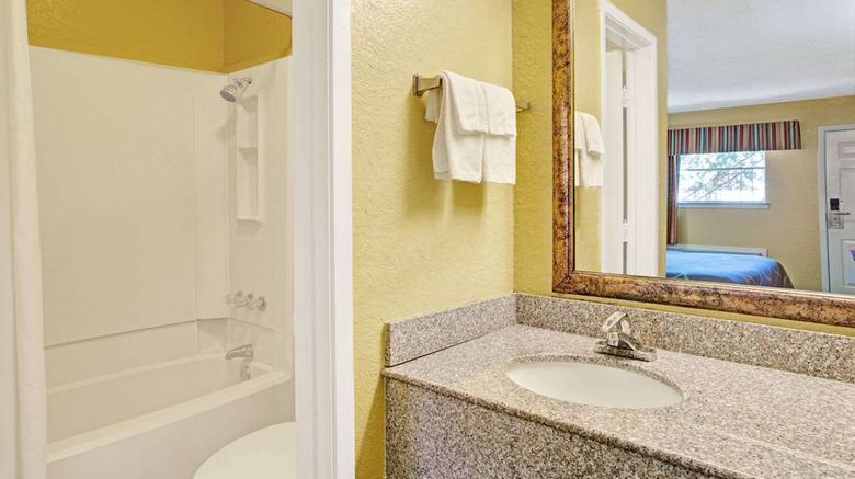 <b>Super 8 La Marque TX/Texas City Area Room</b>. Images powered by <a href="https://iceportal.shijigroup.com/" title="IcePortal" target="_blank">IcePortal</a>.
