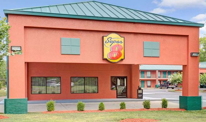 Super 8 Gainesville Exterior