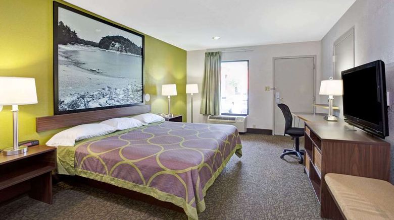 <b>Super 8 Gainesville Room</b>. Images powered by <a href="https://iceportal.shijigroup.com/" title="IcePortal" target="_blank">IcePortal</a>.
