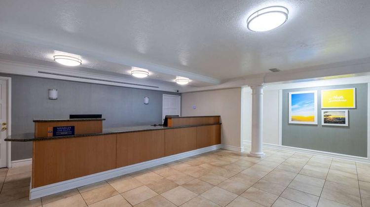 Days Inn Casper Lobby