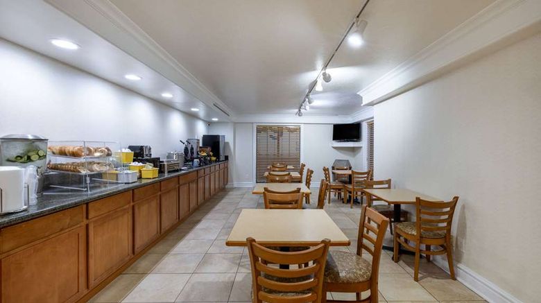 <b>Days Inn Casper Other</b>. Images powered by <a href="https://iceportal.shijigroup.com/" title="IcePortal" target="_blank">IcePortal</a>.