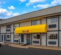 Super 8 Wooster Exterior