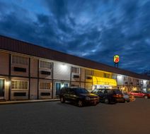 Super 8 Wooster Exterior