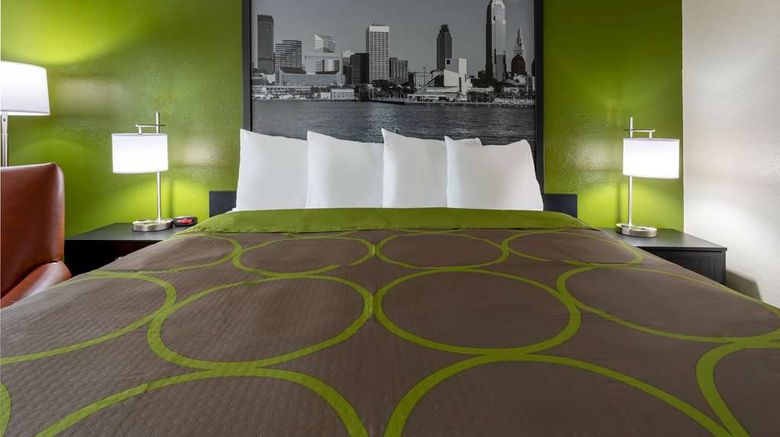 <b>Super 8 Wooster Room</b>. Images powered by <a href="https://iceportal.shijigroup.com/" title="IcePortal" target="_blank">IcePortal</a>.