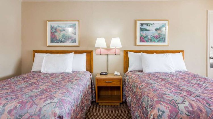 Travelodge Ridgeway Martinsville Area Room