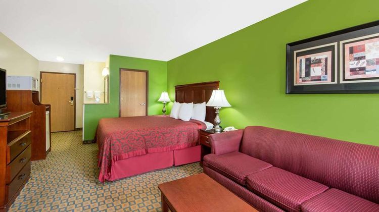 Days Inn & Suites Wichita Room
