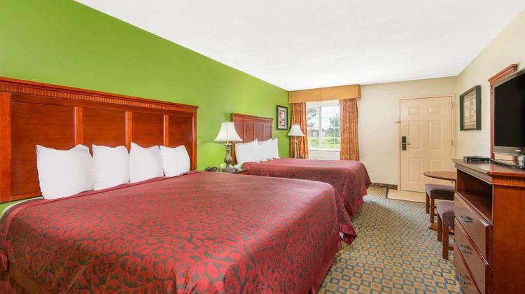 Days Inn & Suites Wichita Room