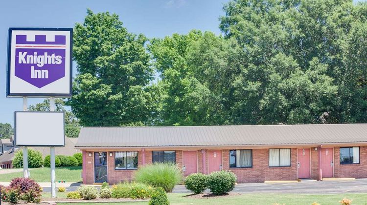 Knights Inn Paris Exterior