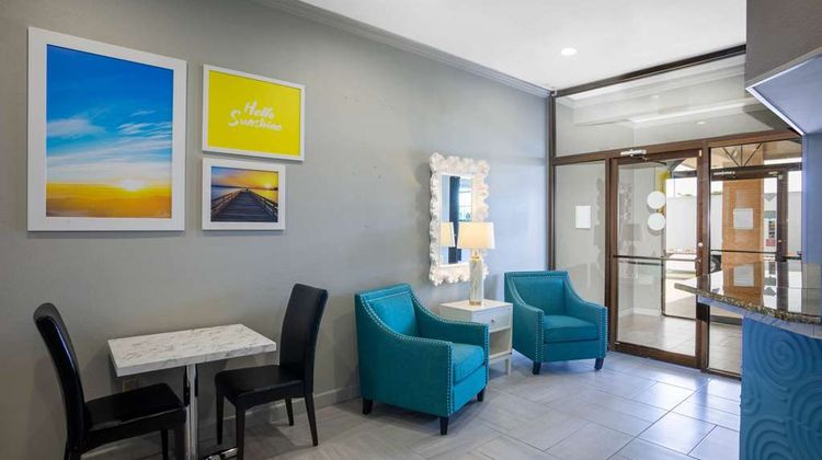 Days Inn Lonoke Lobby