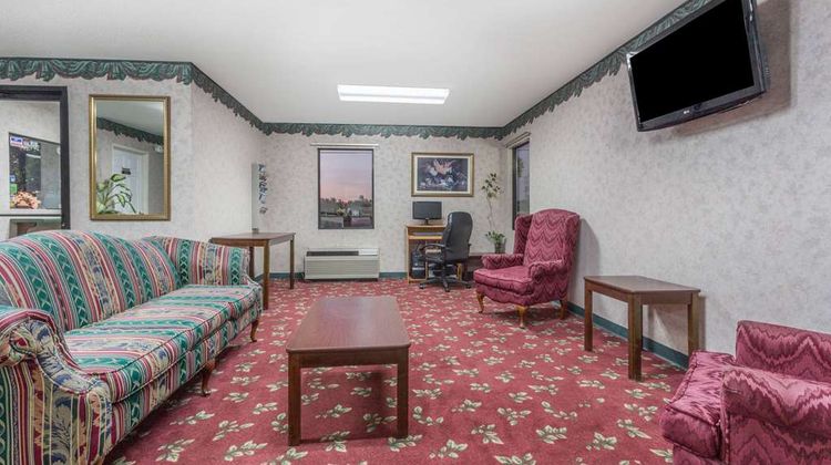 Days Inn Royston Lobby