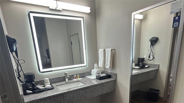Days Inn Royston Room