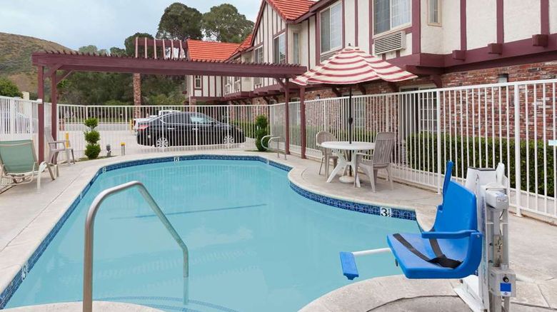 <b>Super 8 Santa Clarita/Valencia Pool</b>. Images powered by <a href="https://iceportal.shijigroup.com/" title="IcePortal" target="_blank">IcePortal</a>.