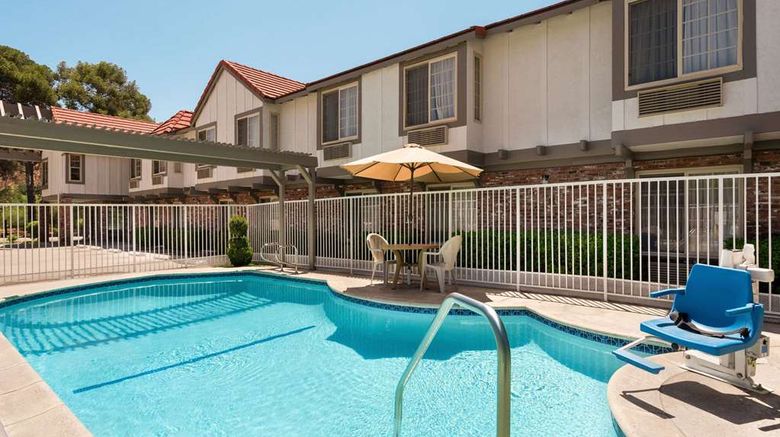 <b>Super 8 Santa Clarita/Valencia Pool</b>. Images powered by <a href="https://iceportal.shijigroup.com/" title="IcePortal" target="_blank">IcePortal</a>.