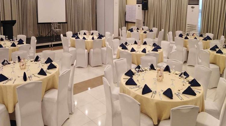 Days Hotel Iloilo Meeting