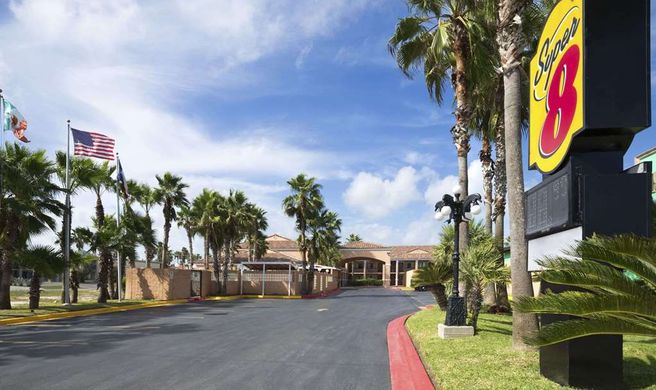 Super 8 South Padre Island Exterior