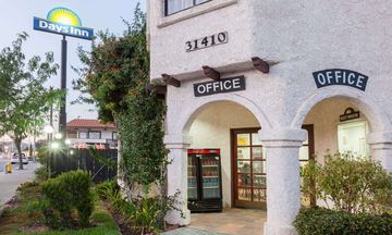 Days Inn Castaic Six Flags Magic Mt