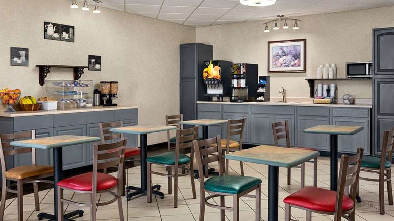 <b>Super 8 Grove City Other</b>. Images powered by <a href="https://iceportal.shijigroup.com/" title="IcePortal" target="_blank">IcePortal</a>.