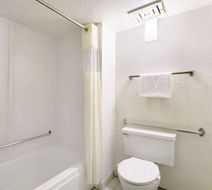 Days Inn & Suites Needles Room