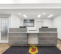 Super 8 Saskatoon Lobby
