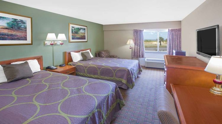 Super 8 Biloxi Room