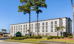 Wingate by Wyndham Wilmington