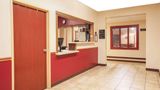 Super 8 Mason City Lobby