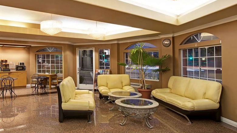 <b>Super 8 Los Angeles Downtown Lobby</b>. Images powered by <a href="https://iceportal.shijigroup.com/" title="IcePortal" target="_blank">IcePortal</a>.