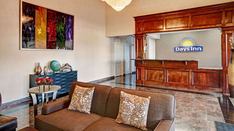 Days Inn & Suites Houston North/FM 1960 Lobby