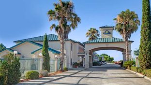 Days Inn & Suites Houston North/FM 1960