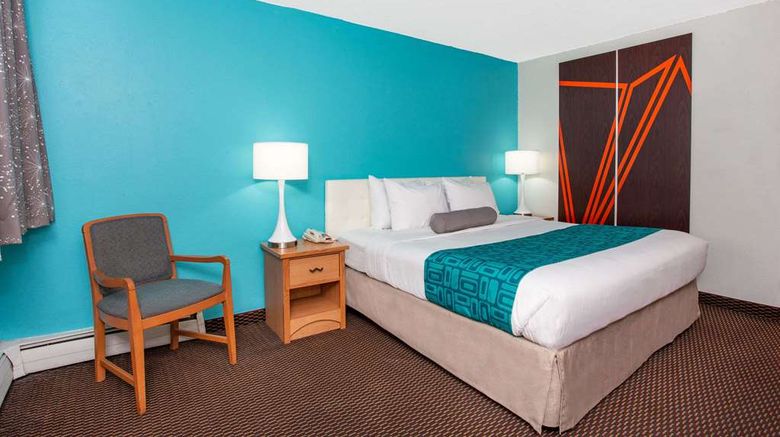 <b>Howard Johnson Express Colorado Springs Room</b>. Images powered by <a href="https://iceportal.shijigroup.com/" title="IcePortal" target="_blank">IcePortal</a>.