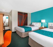 Howard Johnson Express Colorado Springs Room