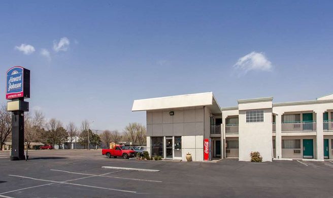 Howard Johnson Express Colorado Springs Exterior