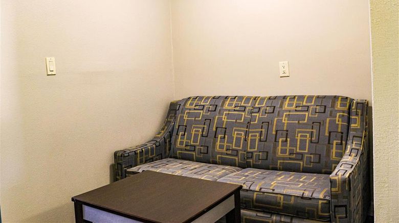 <b>Days Inn Little River Lobby</b>. Images powered by <a href="https://iceportal.shijigroup.com/" title="IcePortal" target="_blank">IcePortal</a>.