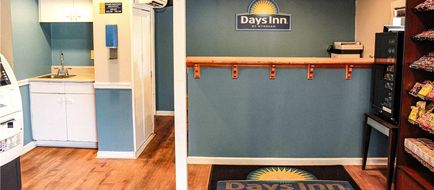 Days Inn Little River Lobby
