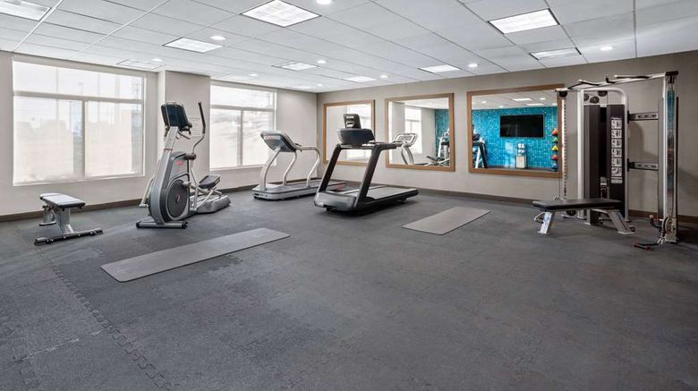 <b>La Quinta Inn & Suites Mooresville Health</b>. Images powered by <a href="https://iceportal.shijigroup.com/" title="IcePortal" target="_blank">IcePortal</a>.