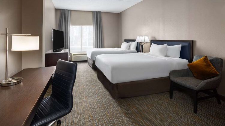 La Quinta Inn & Suites Mooresville Room